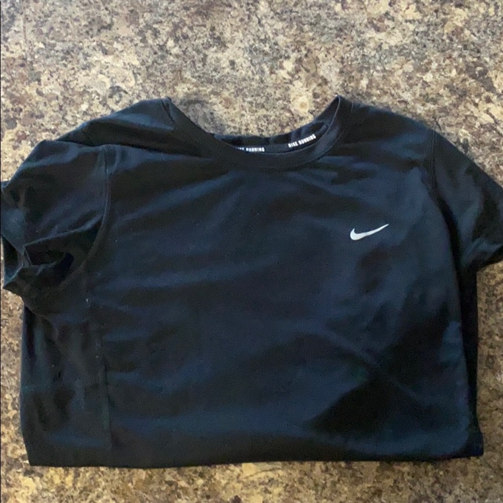 Nike running top
